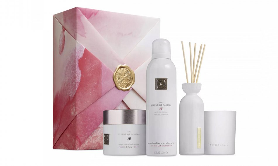 The Ritual of Sakura Large Gift Set 2023/2024